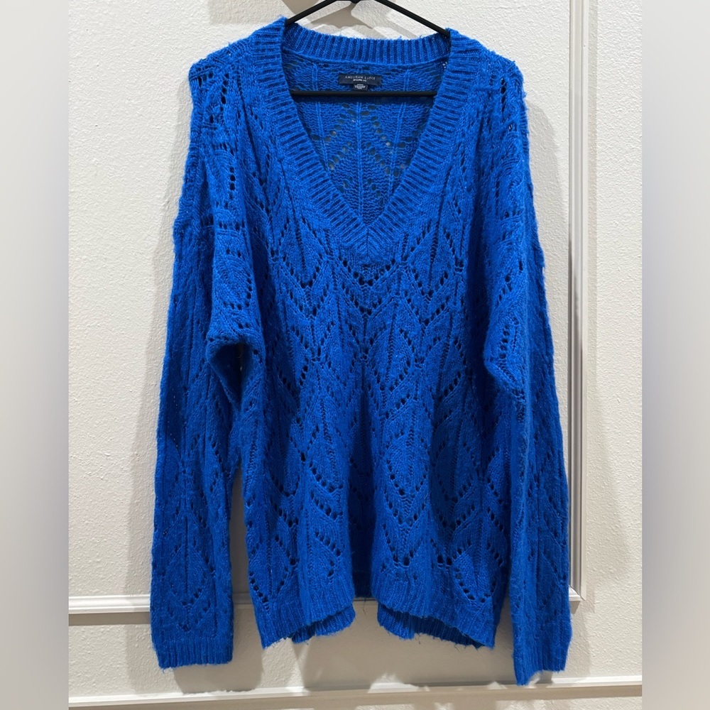 American Eagle Outfitters Royal Blue Openwork V-Neck Legging fit Sweater M